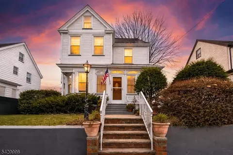 144 Stuyvesant Ave, Kearny, NJ 07032
