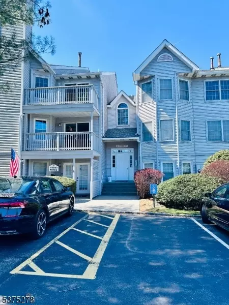 70 Boulder Run Rd, Paterson, NJ 07501