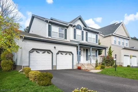 42 Springfield Rd, North Brunswick Twp, NJ 08902