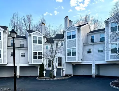 1007 Edgehill Ter, Whippany, NJ 07981