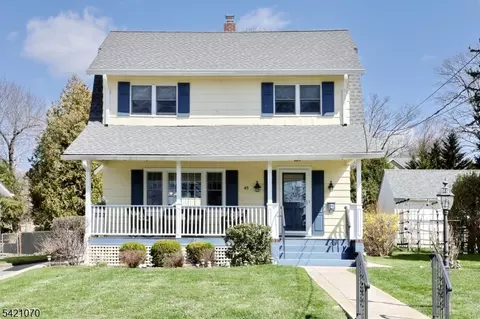 45 Highland Ave, Midland Park, NJ 07432