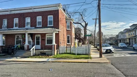 79 Schultz Ave, Phillipsburg, NJ 08865