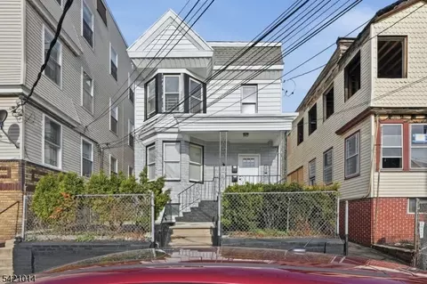 301 Ellis Ave, Irvington, NJ 07111