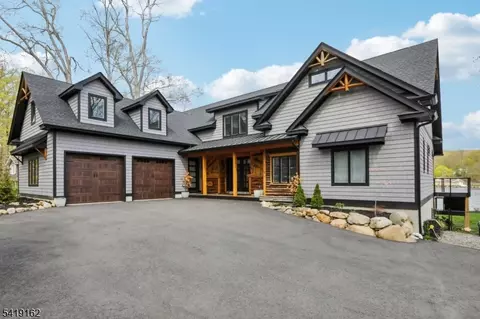 259 Cupsaw Dr, Ringwood, NJ 07456