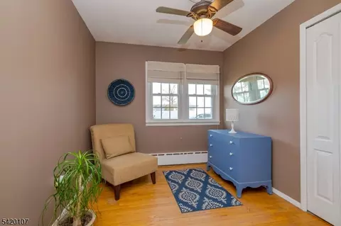 214 Vesper Ave, Middlesex, NJ 08846 photo 14