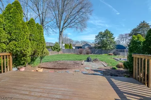 214 Vesper Ave, Middlesex, NJ 08846 photo 21