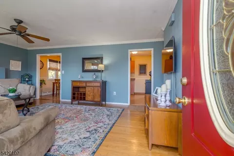 214 Vesper Ave, Middlesex, NJ 08846 photo 6