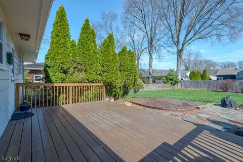 214 Vesper Ave, Middlesex, NJ 08846 photo 19