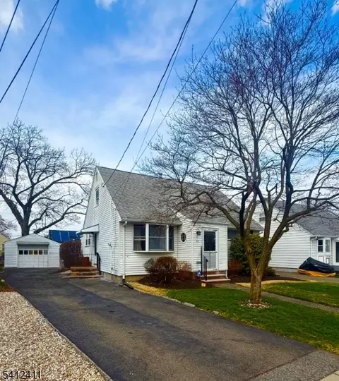 62 Runyon Rd, Clifton, NJ 07013