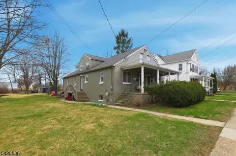 13 William St, Flemington, NJ 08822