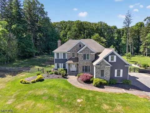 93 Bissell Rd # A, Lebanon, NJ 08833