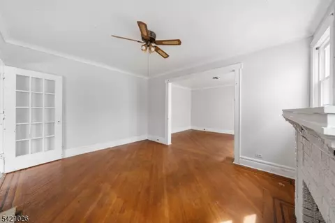 457 N 7th St, Newark, NJ 07107