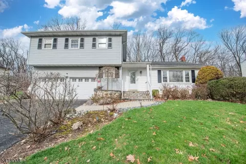 10 Celtic Way, Parsippany, NJ 07054