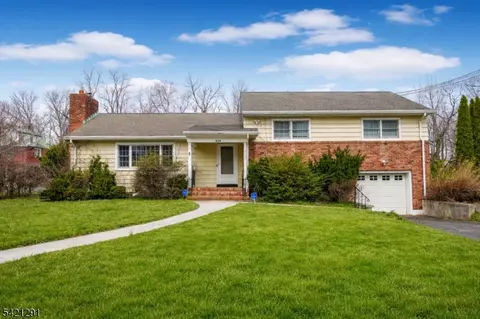 811 Field Ave, Plainfield, NJ 07060