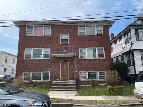 9-11 Bachman Pl, Irvington, NJ 07111