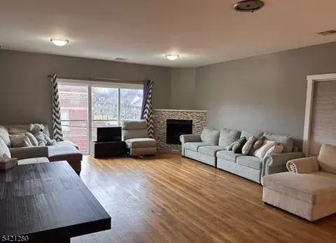 54-56 Oriental St #2, Newark, NJ 07104