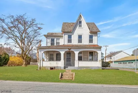 201 3rd Ave, Phillipsburg, NJ 08865