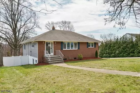 245 Barnert Ave, Totowa, NJ 07512