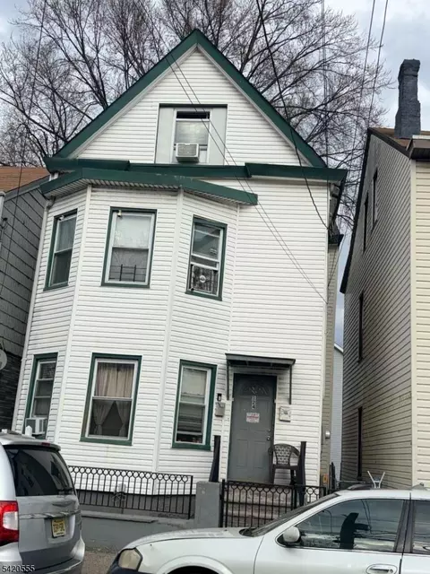 124 E Main St, Paterson, NJ 07522