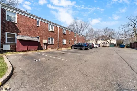 Exterior - 418 Esplanade #6, Hackensack, NJ 07601 photo 2 of 2