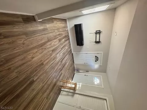 Entry Way - 2 Dey Pl, Edison, NJ 08817 photo 3 of 3