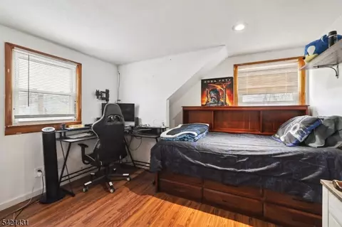 Bedroom - 2 Dey Pl, Edison, NJ 08817 photo 2 of 4