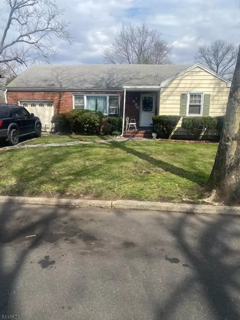 828 Huntington Ave, Plainfield, NJ 07063