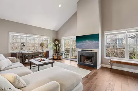 23 Davenport Pl, Morristown, NJ 07960