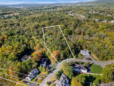 29 Schneider Ln, Montville Twp, NJ 07045