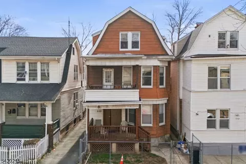 550 Norwood St, East Orange, NJ 07018