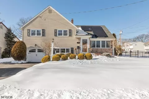 30 Carolina St, Cranford, NJ 07016