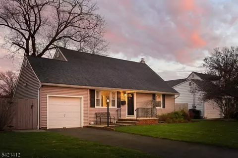 178 Tillotson Rd, Fanwood, NJ 07023