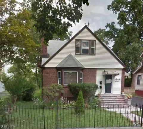 77 Ross St, East Orange, NJ 07018