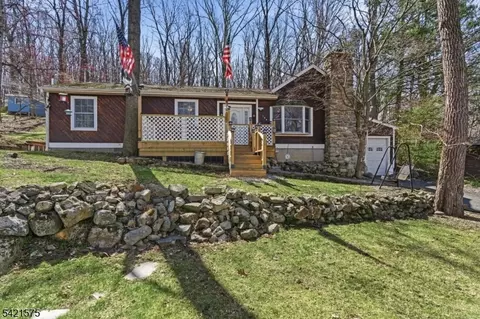 159 Glenside Trl, Sparta, NJ 07871