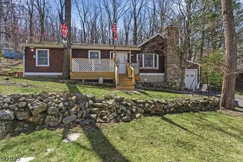 159 Glenside Trl, Sparta, NJ 07871