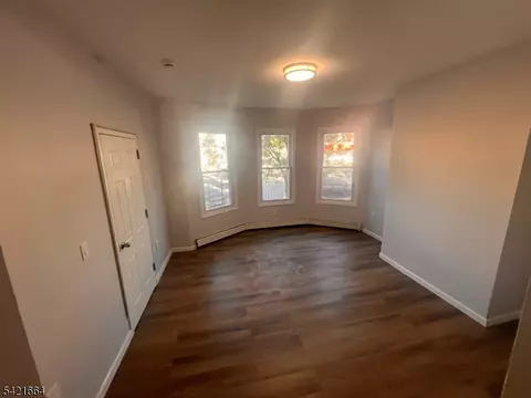 824 Mt Prospect, Newark, NJ 07104