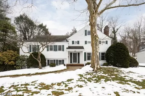 14 Joanna Way, Summit, NJ 07901
