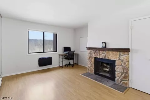 6 Great Gorge Ter #6, Vernon, NJ 07462