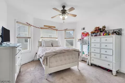 Bedroom - 467 Summit Ave, Hackensack, NJ 07601 photo 2 of 6