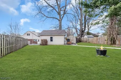 Exterior - 467 Summit Ave, Hackensack, NJ 07601 photo 11 of 11