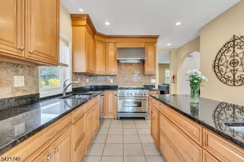 Kitchen - 467 Summit Ave, Hackensack, NJ 07601 photo 3 of 3