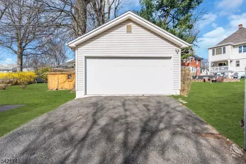 Exterior - 467 Summit Ave, Hackensack, NJ 07601 photo 6 of 11