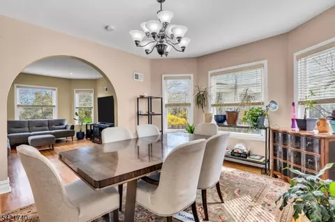 Dining - 467 Summit Ave, Hackensack, NJ 07601 photo 1 of 2