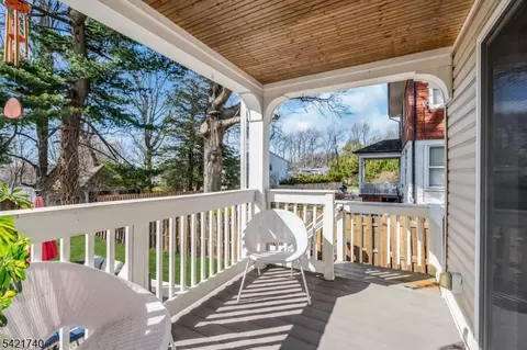 Exterior - 467 Summit Ave, Hackensack, NJ 07601 photo 7 of 11