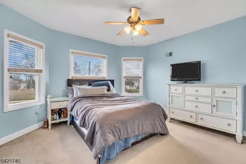 Bedroom - 467 Summit Ave, Hackensack, NJ 07601 photo 3 of 6