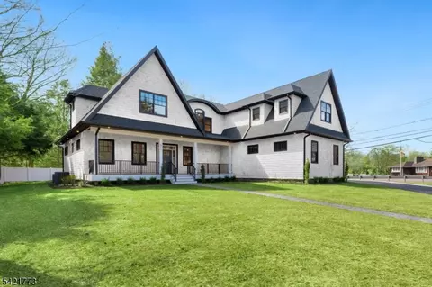 803 Marshall Rd, River Vale, NJ 07675