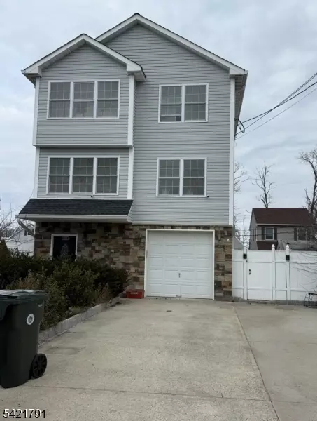 133 7th St, Hazlet Twp, NJ 07734