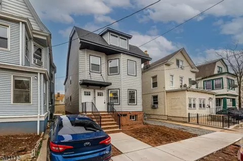16 Headley Ter, Irvington, NJ 07111