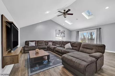318 Daniel St, Dover, NJ 07801 photo 19