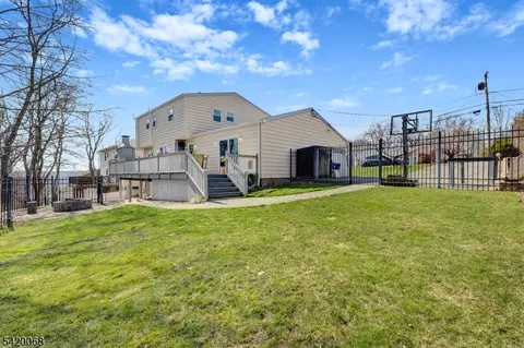 318 Daniel St, Dover, NJ 07801 photo 35